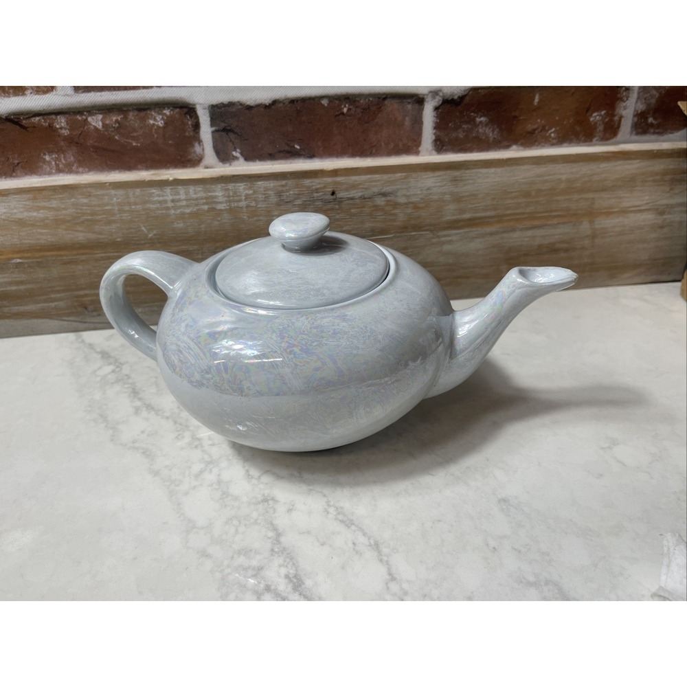 Vintage Japanese Peach Lusterware Teapot – Iridescent Glaze